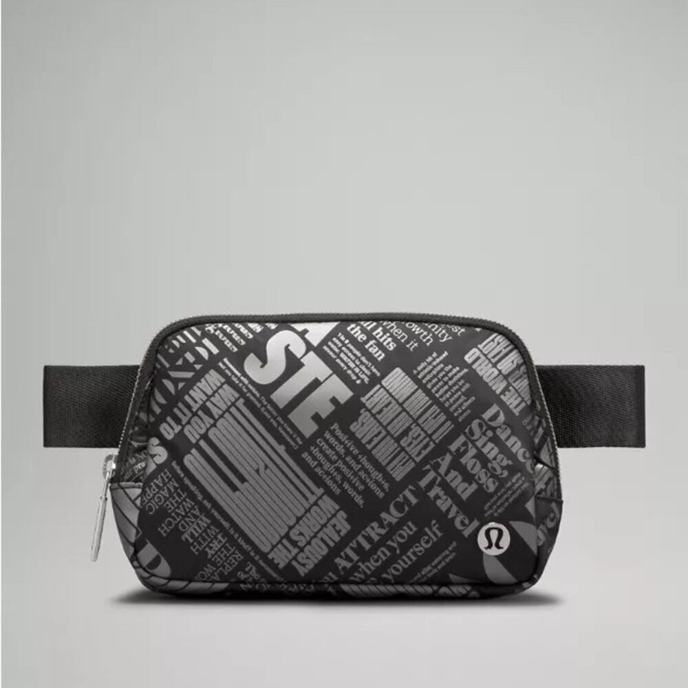 Lululemon Everywhere Belt Bag 1L Manifesto Print NWT